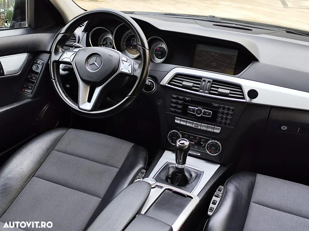 Mercedes-Benz C - 13