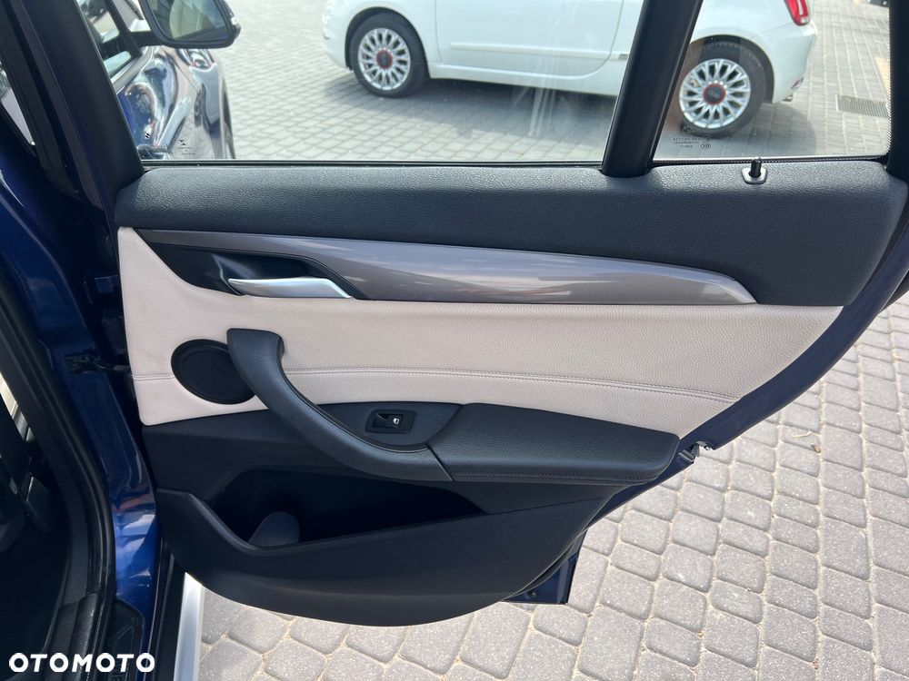 BMW X1 sDrive20i Advantage sport - 25