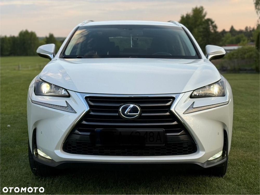 Lexus NX 300h Comfort AWD - 11