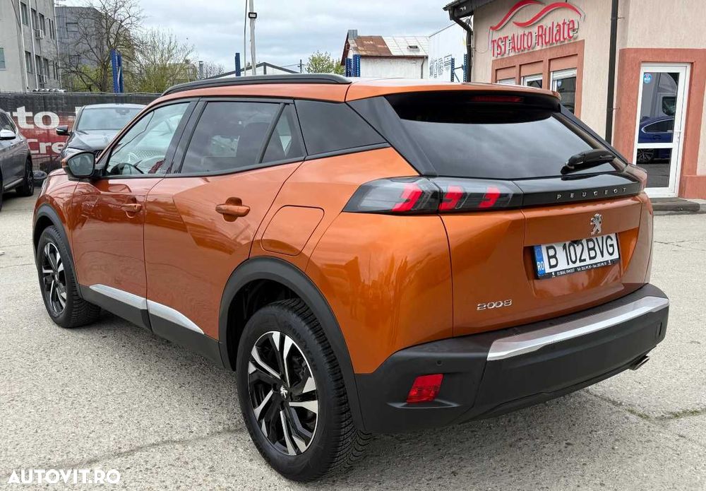 Peugeot 2008 1.5 BlueHDI 130 S&S EAT8 Allure - 7
