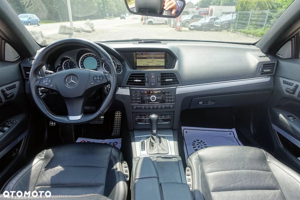 Mercedes-Benz Klasa E 350 CGI BlueEFFICIENCY 7G-TRONIC Avantgarde - 16