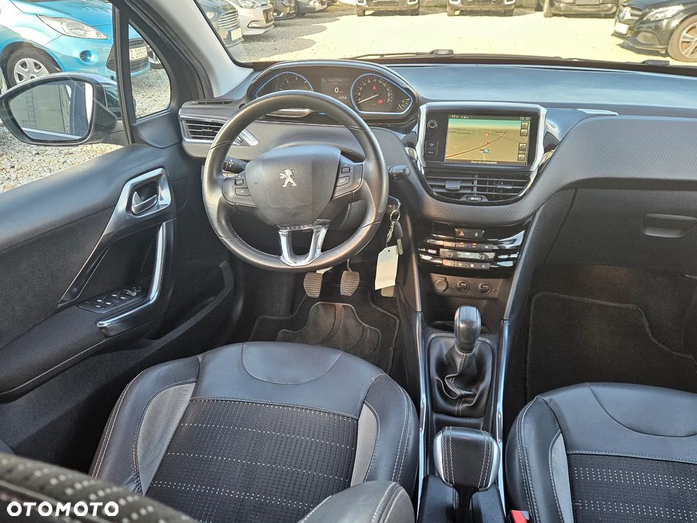 Peugeot 2008 1.6 e-HDi Active S&S - 24