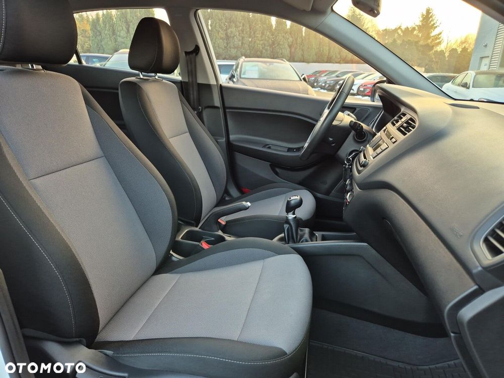 Hyundai i20 1.2 Comfort - 12