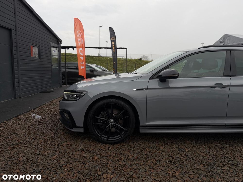 Volkswagen Passat - 17