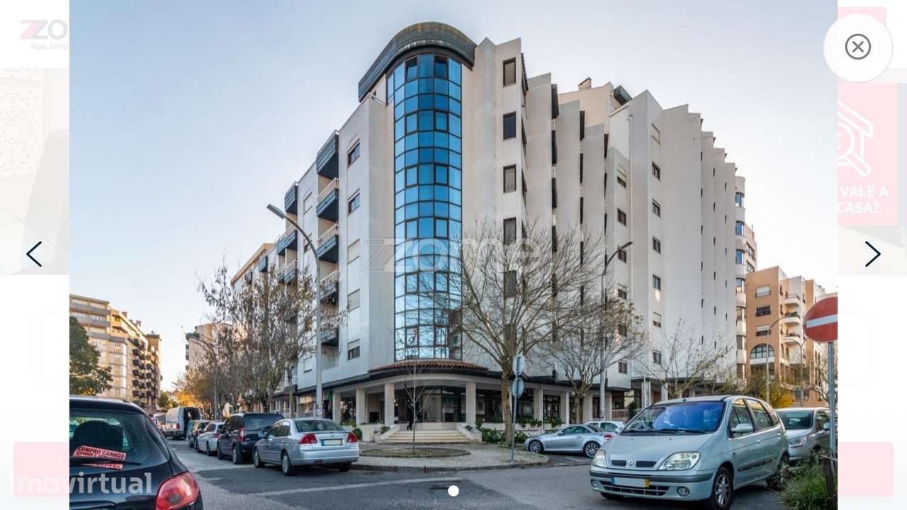 Apartamento T3 junto à Avenida Marquês de Pombal - Grande imagem: 2/21