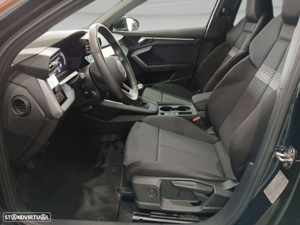 Audi A3 Sportback 30 TDI S line - 14
