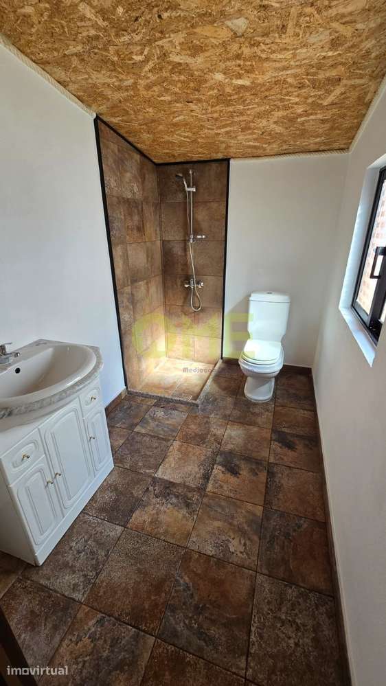 Propriedade com três casas - Grande imagem: 4/24