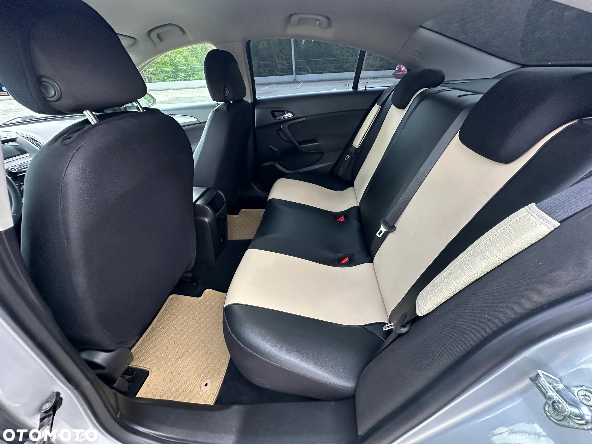Opel Insignia 1.6 CDTI EcoFLEX S&S - 19