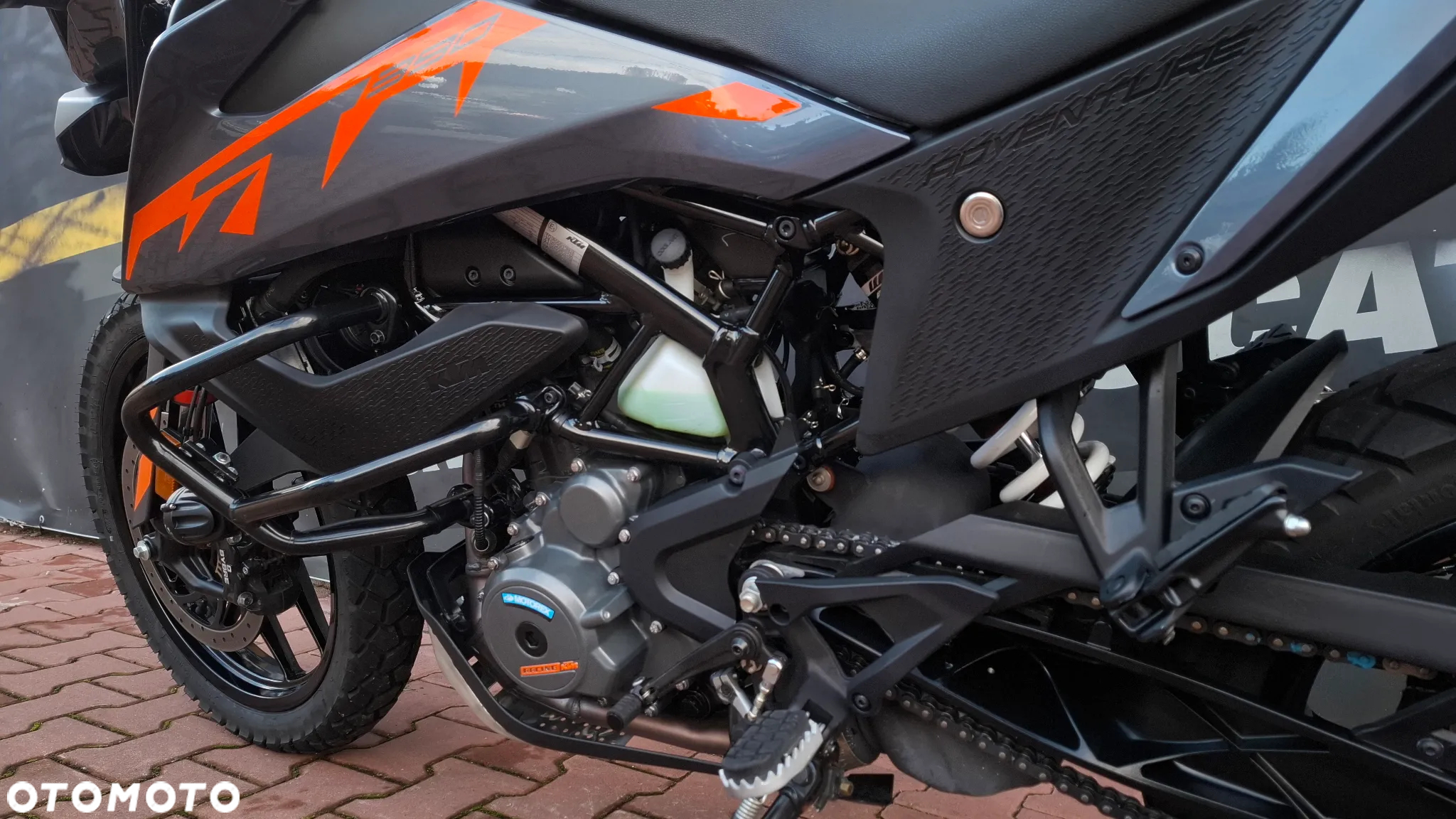 KTM Adventure - 12