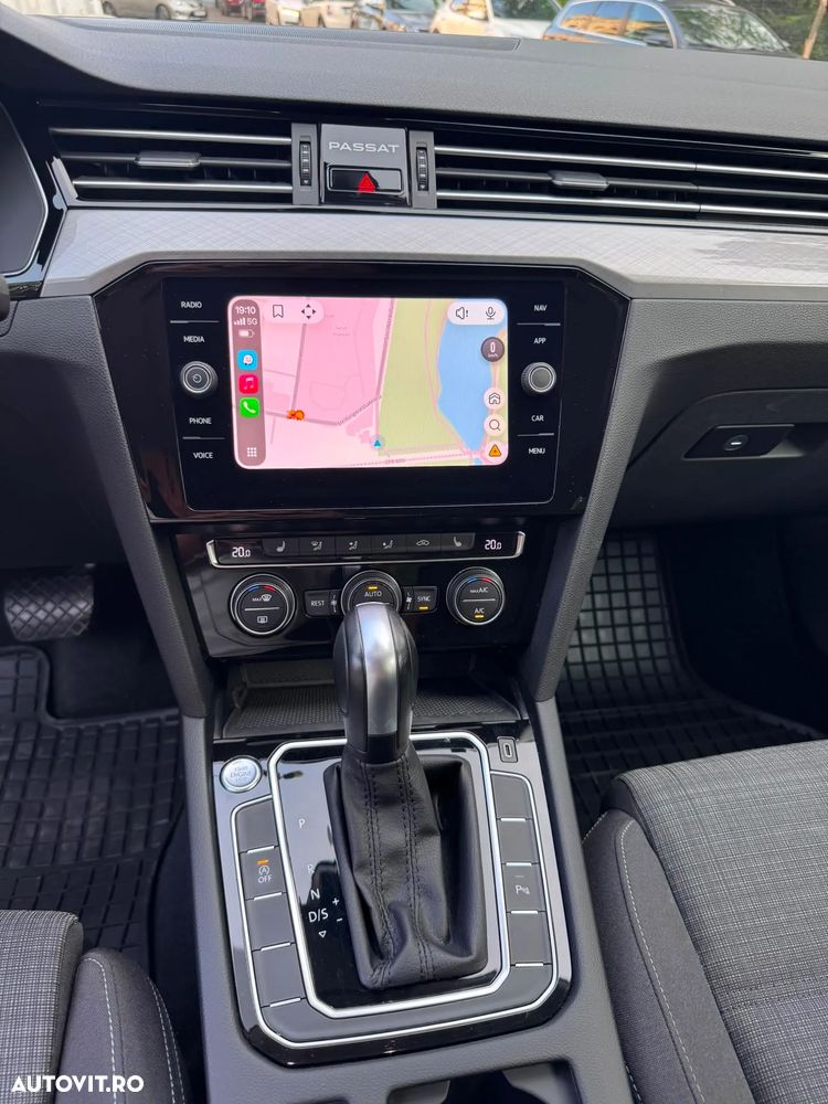 Volkswagen Passat 2.0 TDI SCR DSG Business - 9