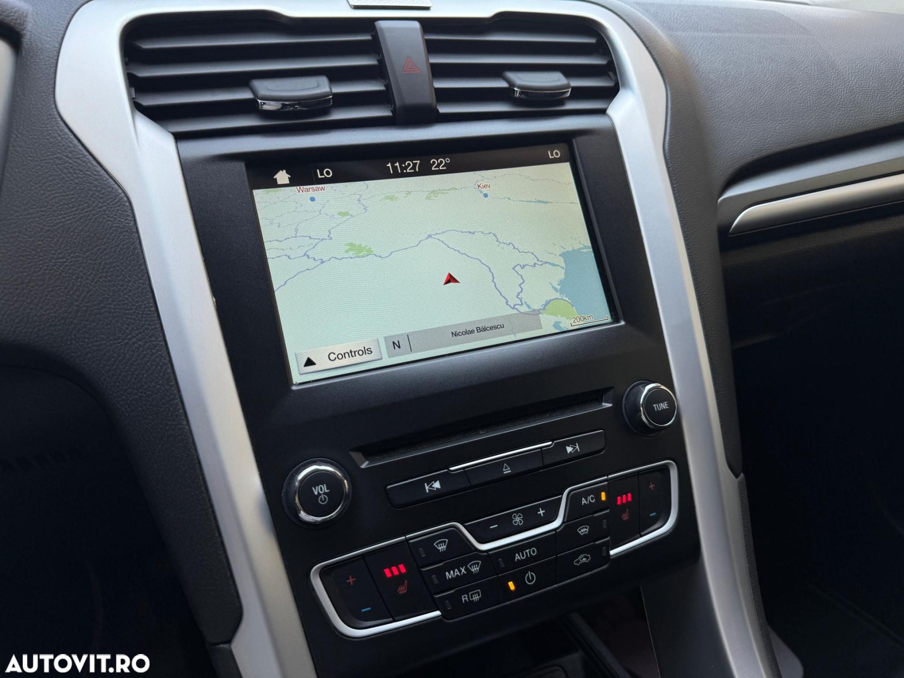 Ford Mondeo - 9