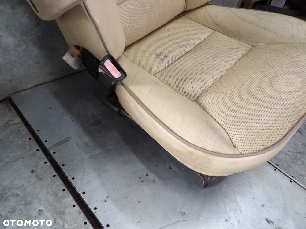 LAND ROVER DISCOVERY II FOTEL LEWY PRZÓD - 8