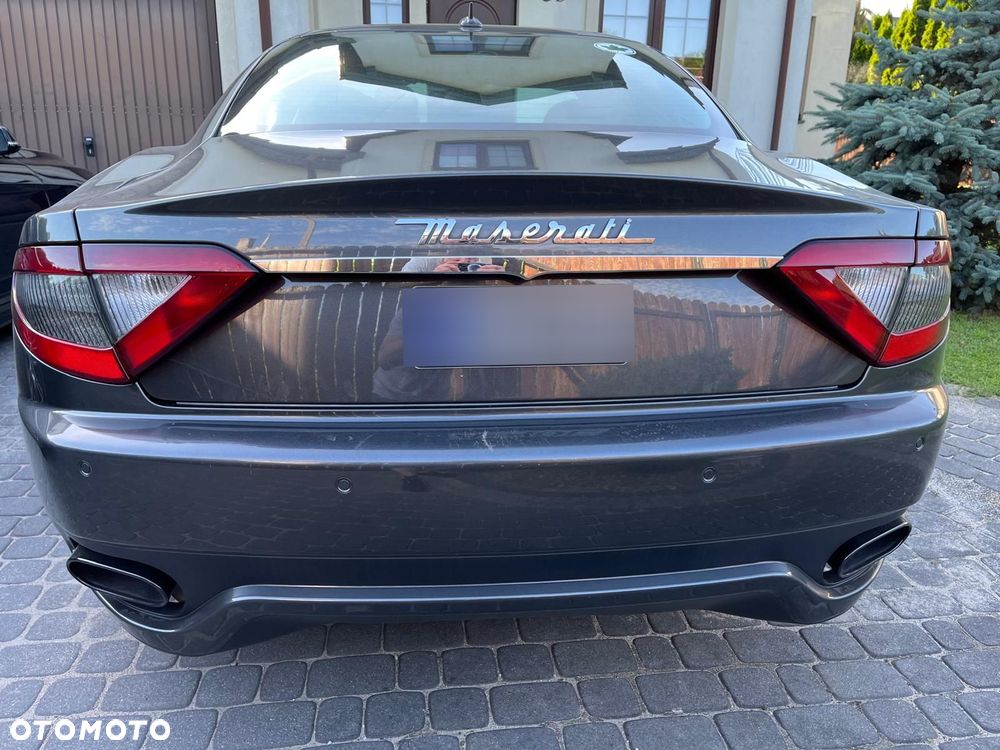 Maserati GranTurismo S Automat - 5