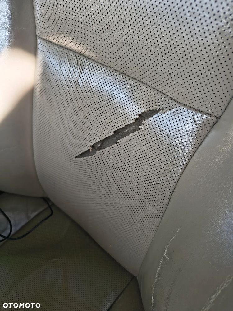 Toyota Avensis 2.0 VVT-i Executive - 9