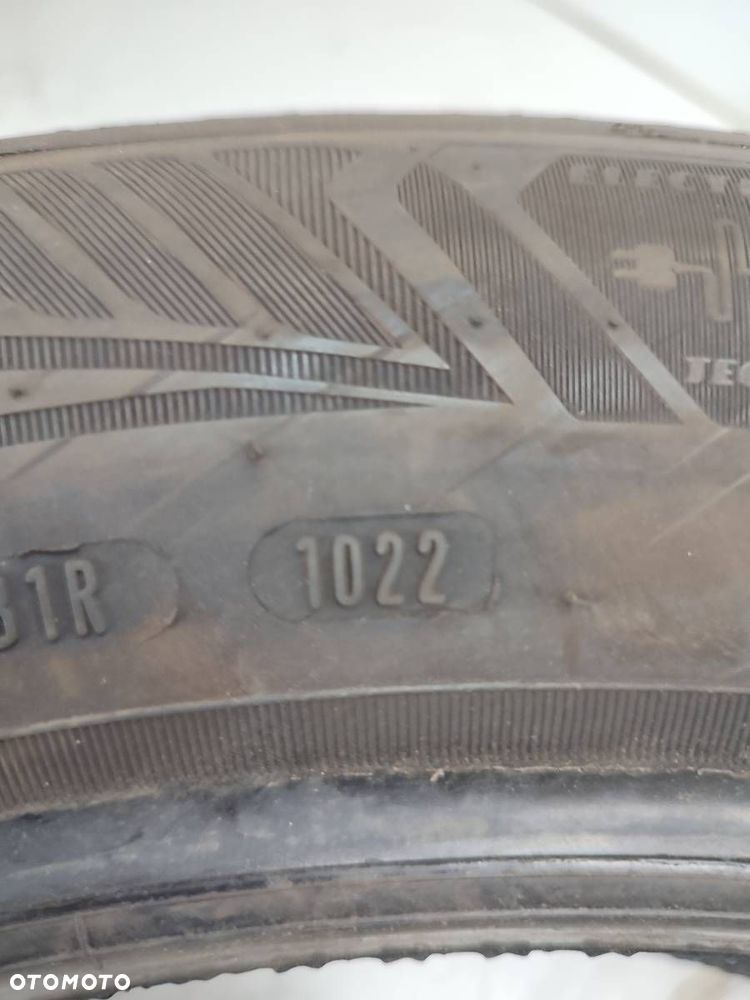 OPONA 18 ZIMA 235/60 - 2