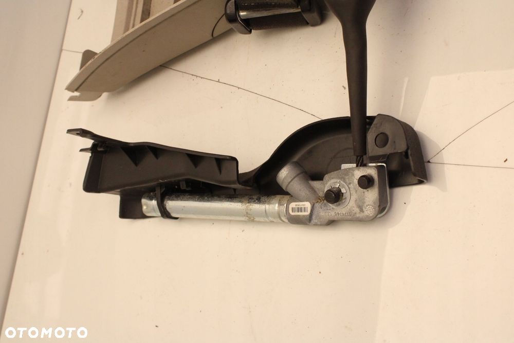 OPEL AMPERA VOLT 11R- PAS BEZPIECZEŃSTWA NAPINACZ PASA PRAWY PRZÓD - 4