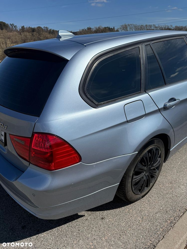 BMW Seria 3 320d DPF - 17