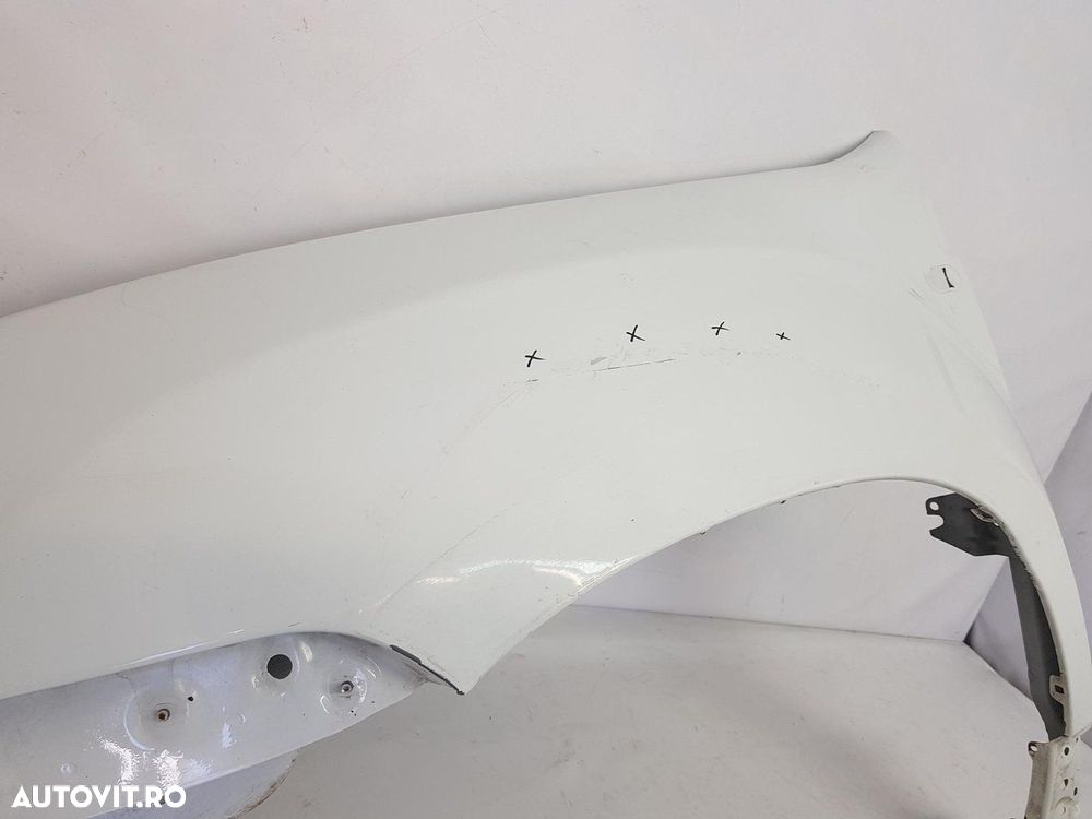 Aripa stanga fata Dacia Duster dupa 2009 - 7