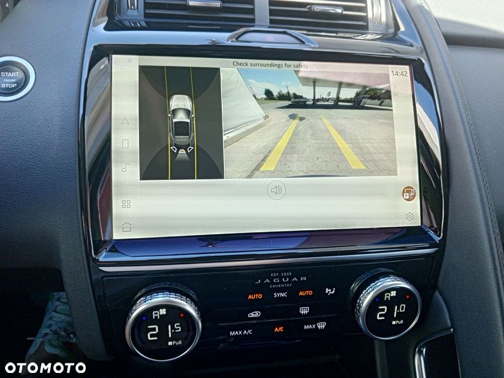 Jaguar E-Pace 2.0 D165 mHEV AWD - 18