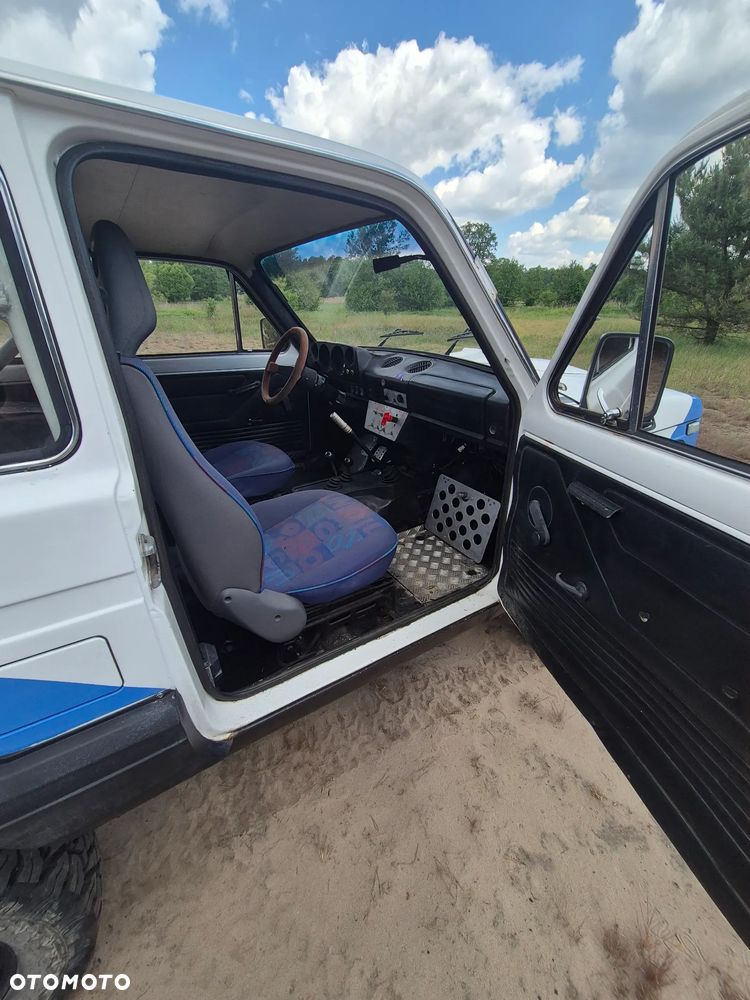 Lada Niva 1.6 UT - 12