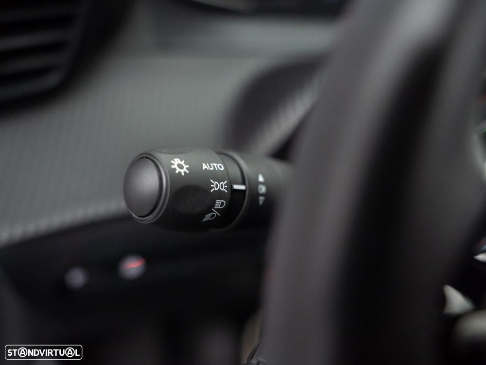 Peugeot 208 1.5 BlueHDi Active Pack - 18