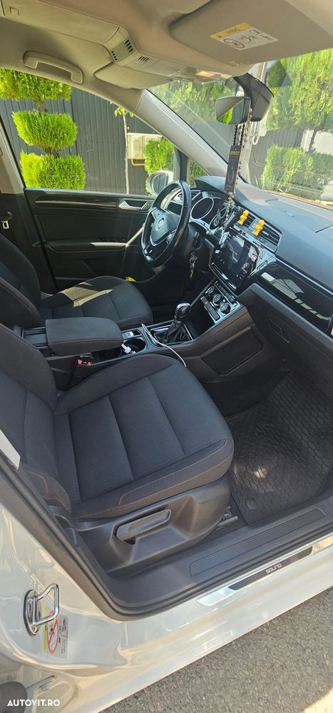 Volkswagen Touran 2.0 TDI SCR (BlueMotion Technology) DSG SOUND - 2