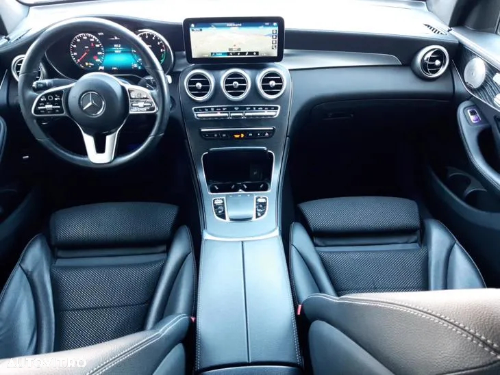 Mercedes-Benz GLC Coupe 300 de 4Matic 9G-TRONIC AMG Line - 10
