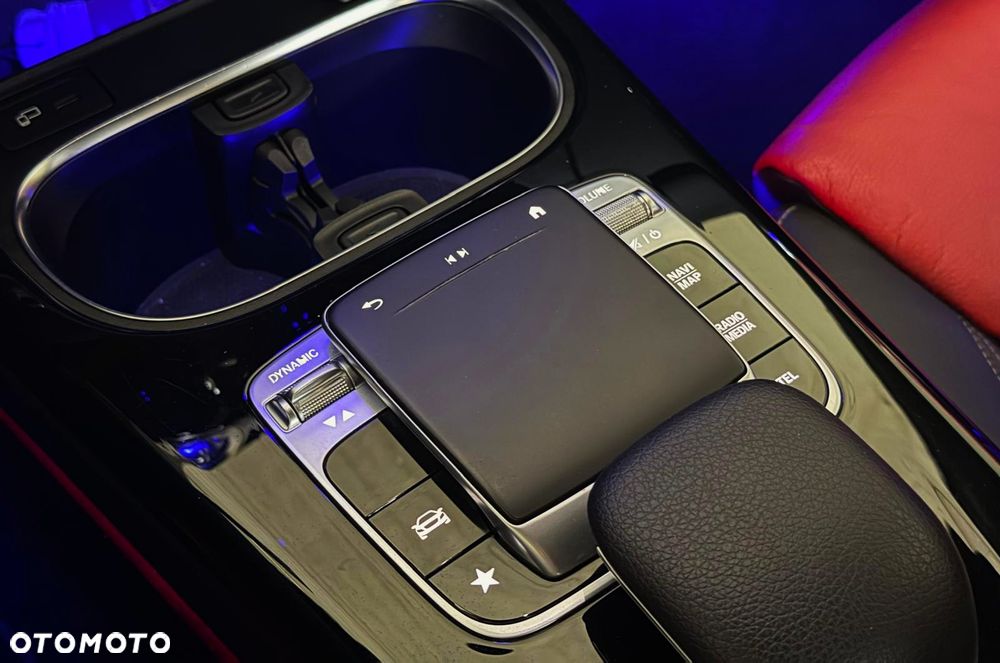 Mercedes-Benz Klasa A 220 AMG Line 7G-DCT - 19