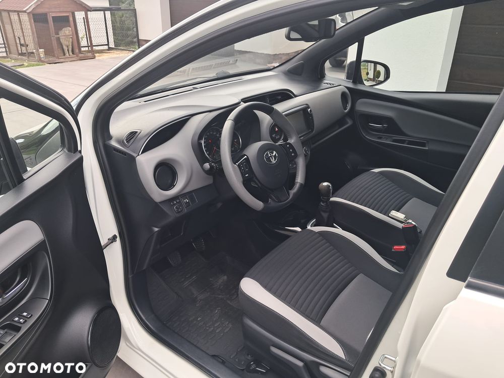 Toyota Yaris - 17
