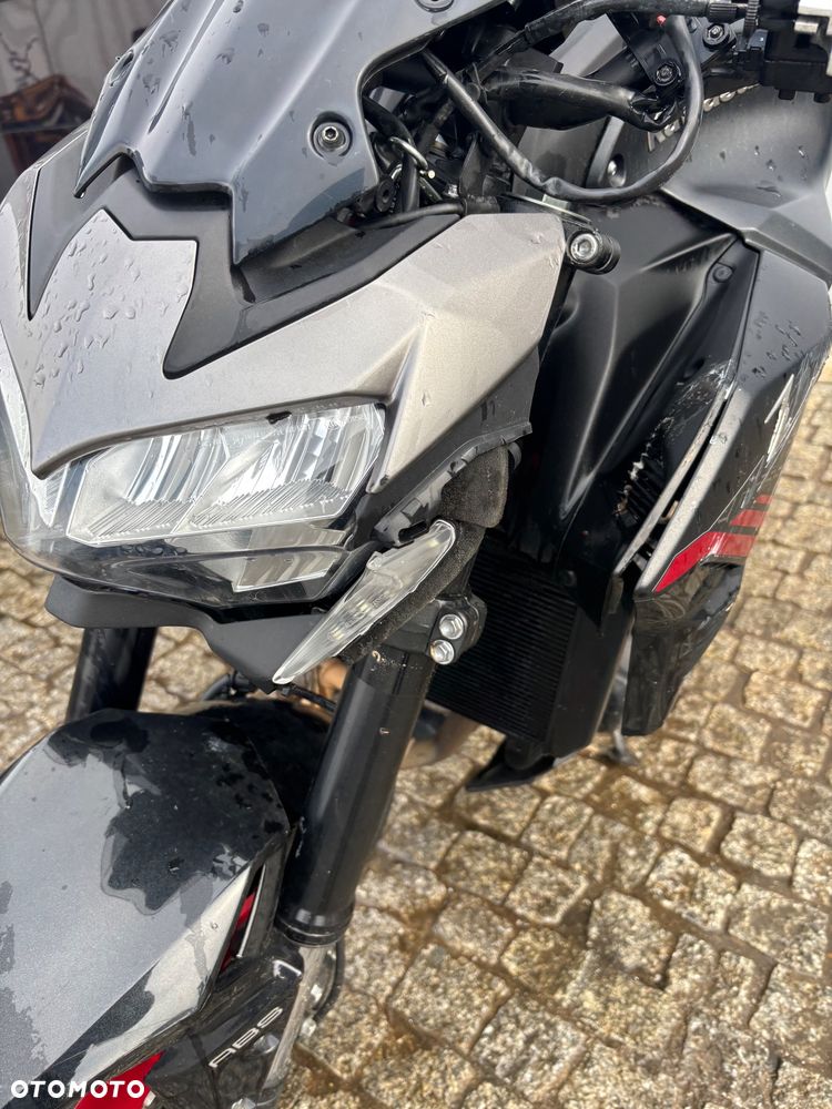 Kawasaki Z 900 - 5