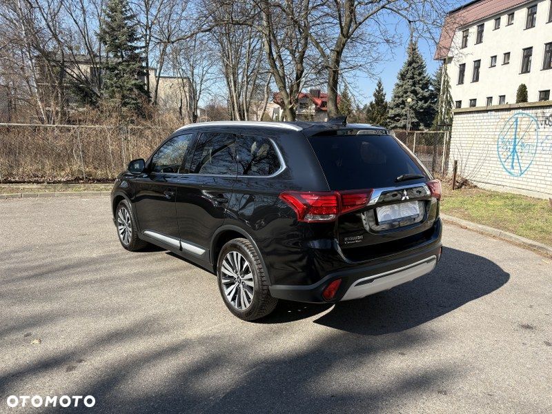 Mitsubishi Outlander 2.0 Intense + SDA 4WD CVT - 7