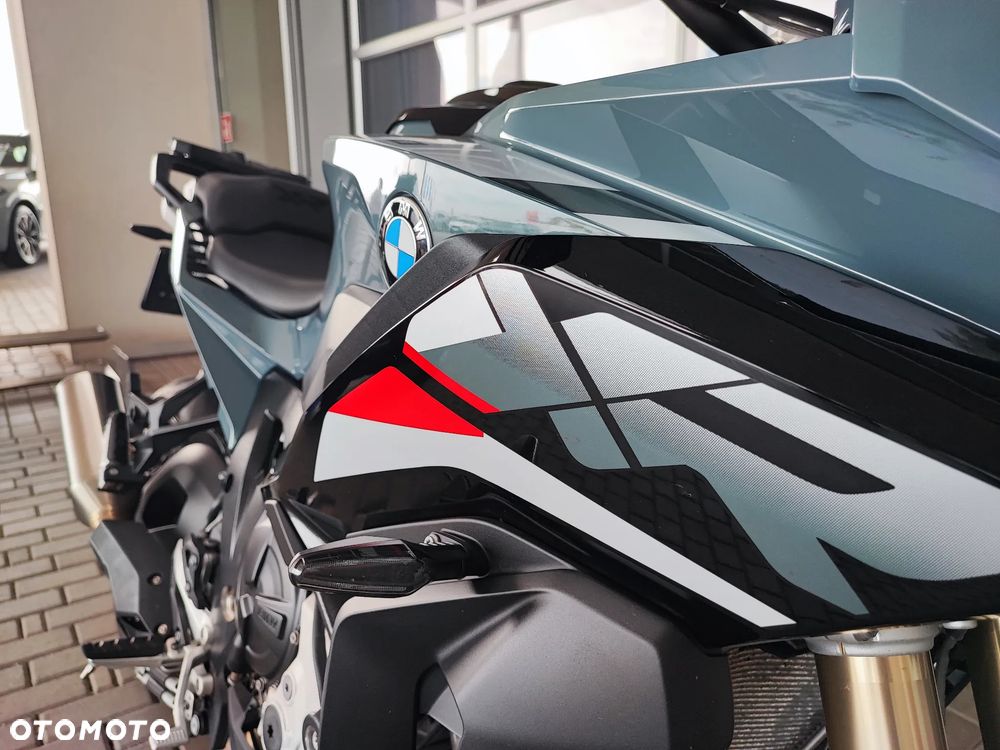 BMW S - 20