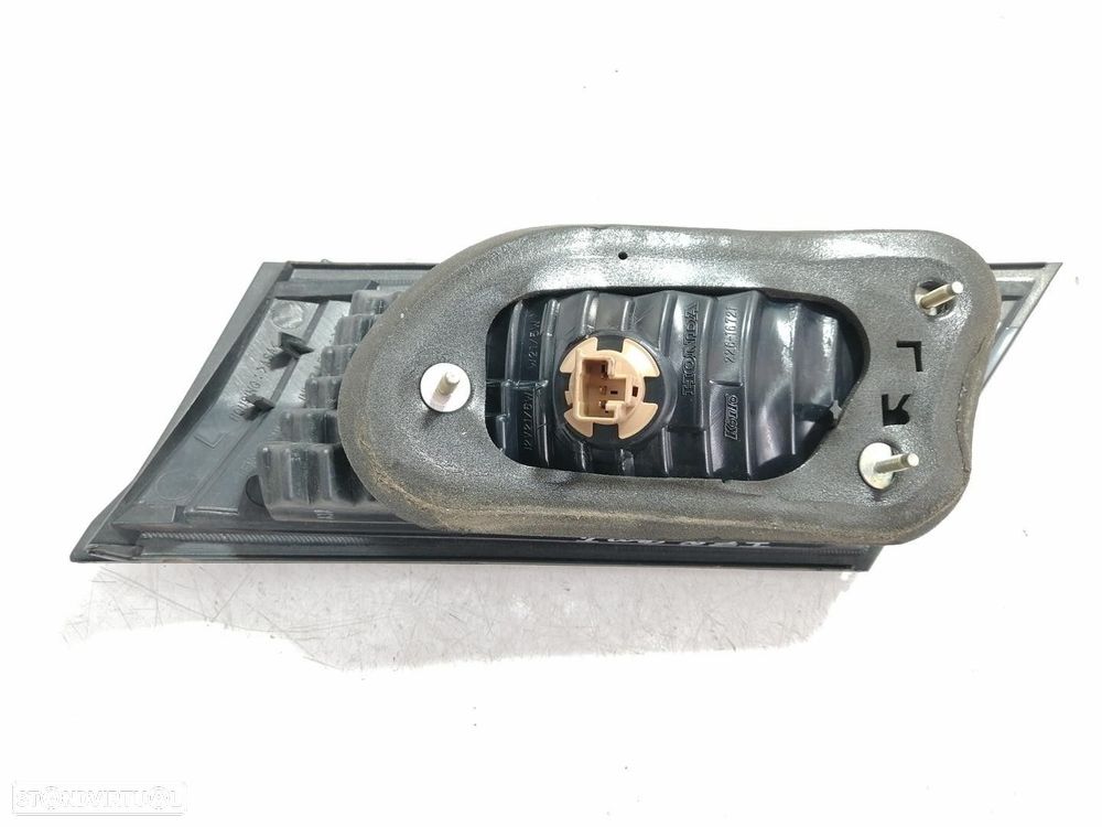 FAROLIM TRASEIRO CENTRAL HONDA CIVIC VIII HATCHBACK 2006 - 4