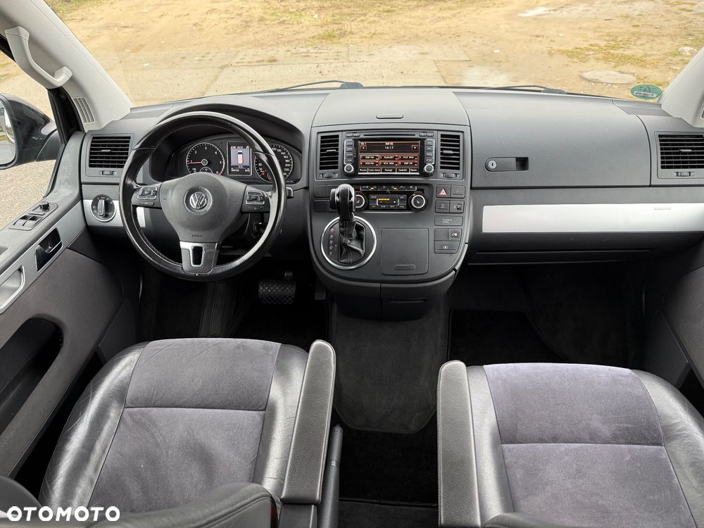 Volkswagen Multivan - 15