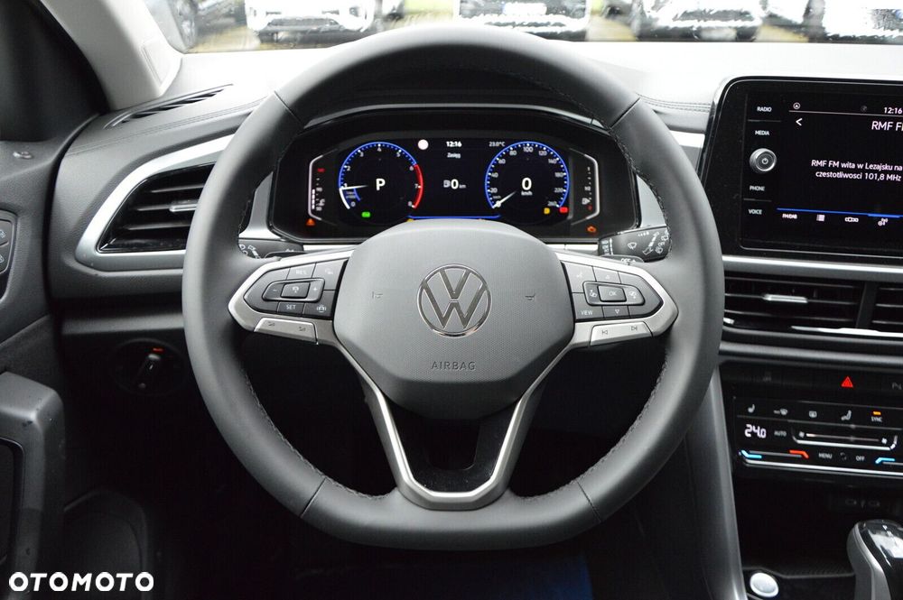 Volkswagen T-Roc - 11