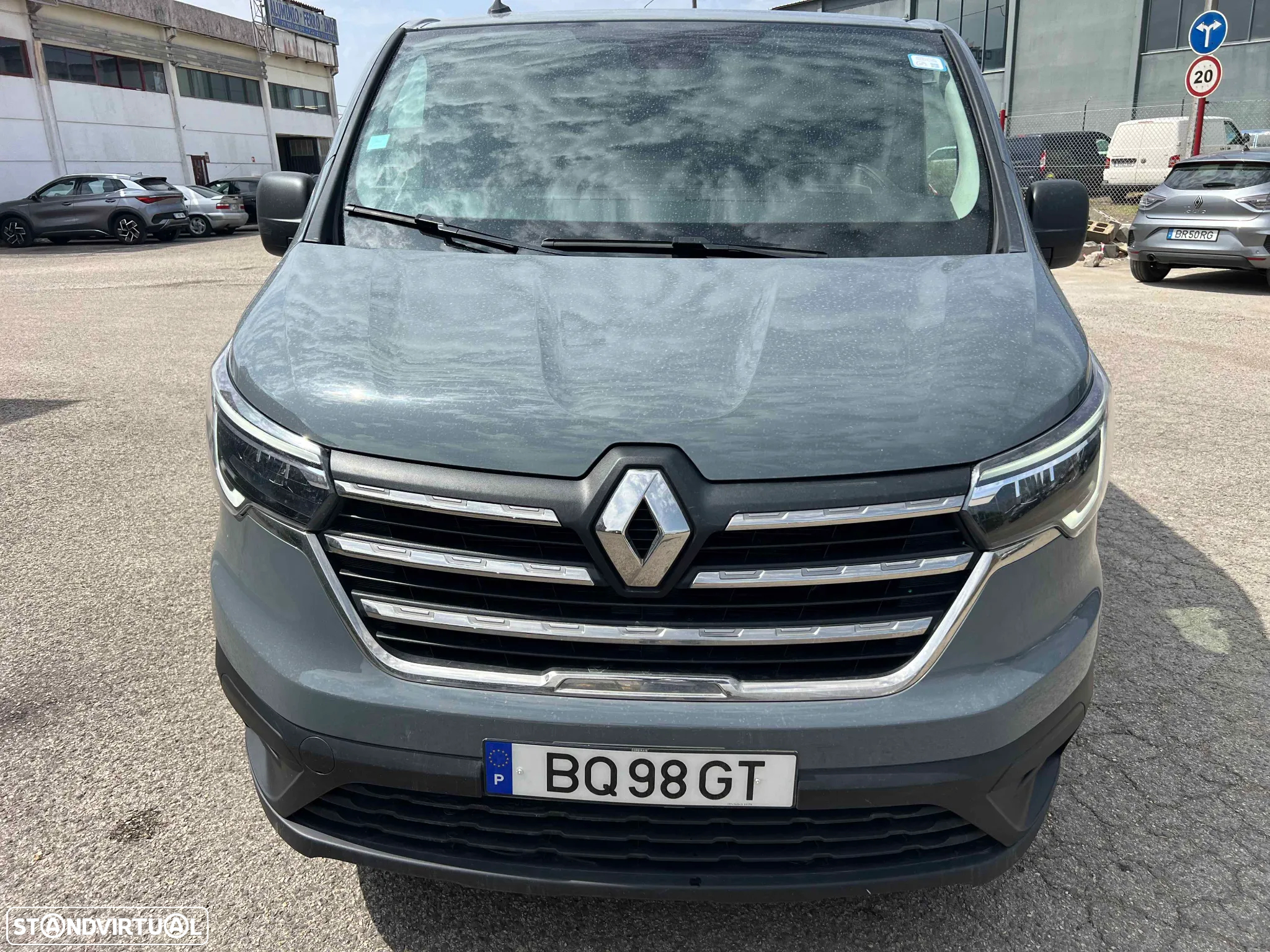Renault Trafic L1H1 2.0 dci 130CV - 2