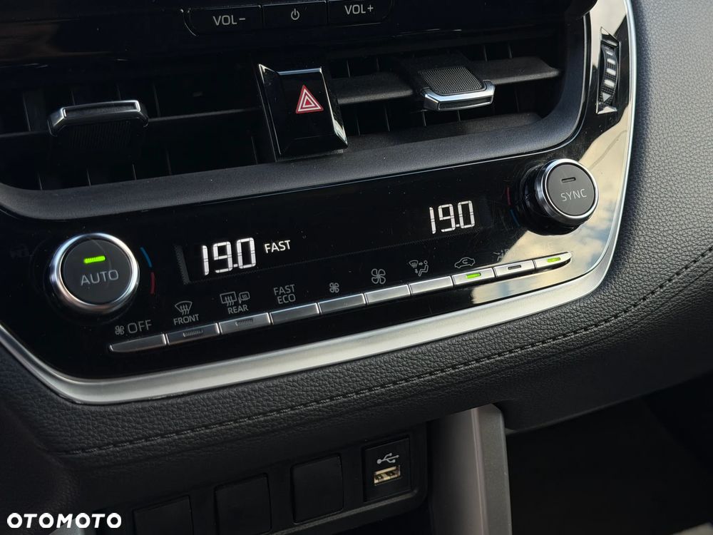 Toyota Corolla Cross 2.0 Hybrid Comfort - 20
