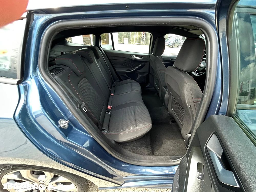 Ford Focus 1.0 EcoBoost ST-Line - 19