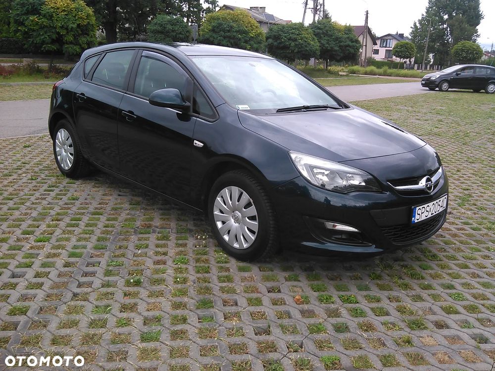 Opel Astra 1.6 Color Edition - 4