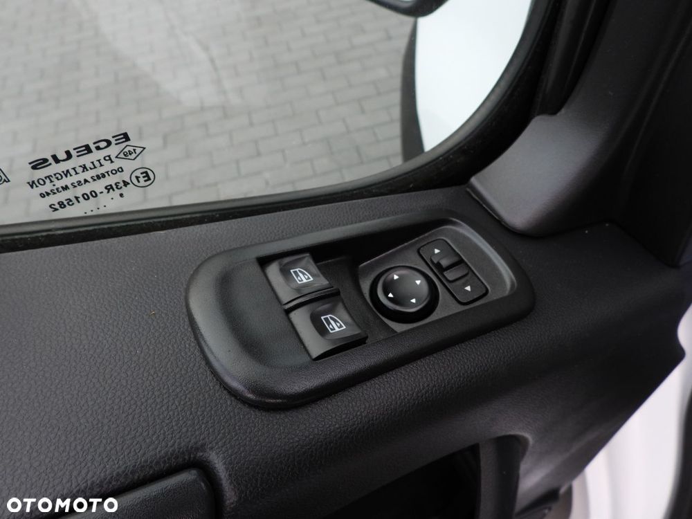 Renault MASTER SKRZYNIA PODWÓJNA KABINA DOKA 6 MIEJSC TEMPOMAT NAWIGACJA LEDY KLIMATYZACJA  150KM - 23