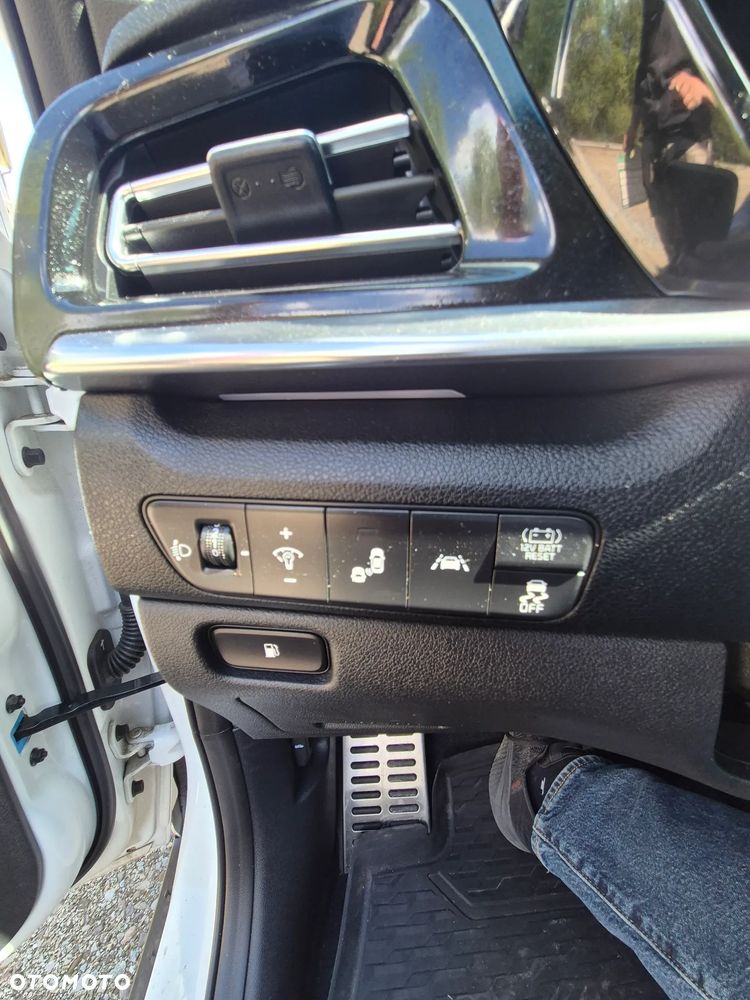 Kia Niro 1.6 GDI 2WD Vision - 22