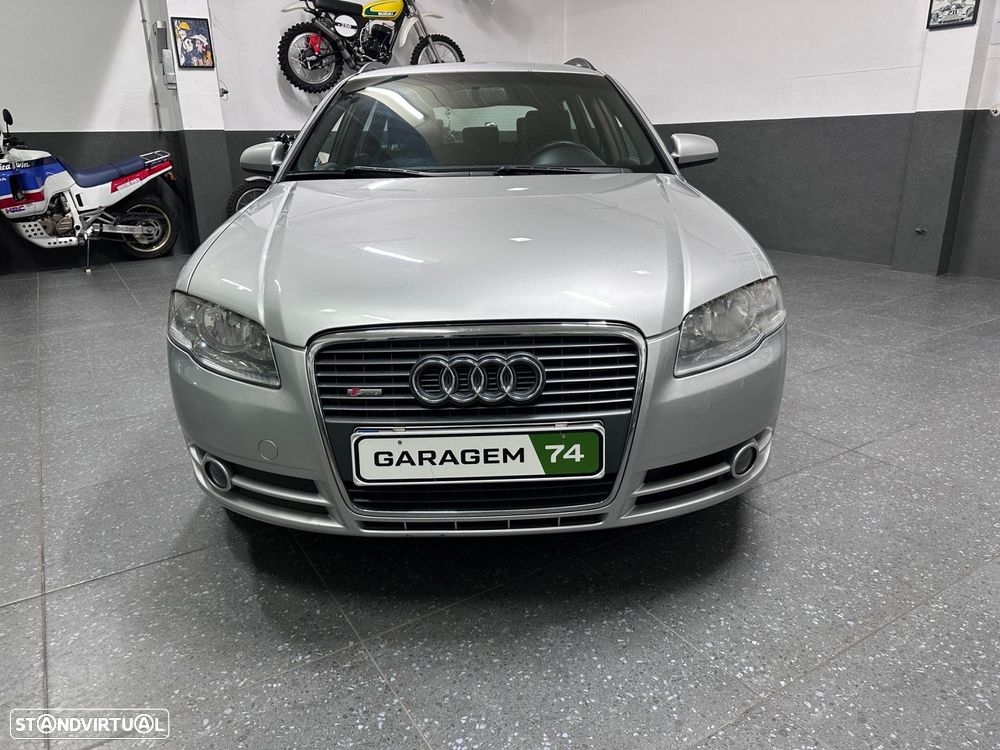 Audi A4 Avant 2.0 TDI S-line - 2