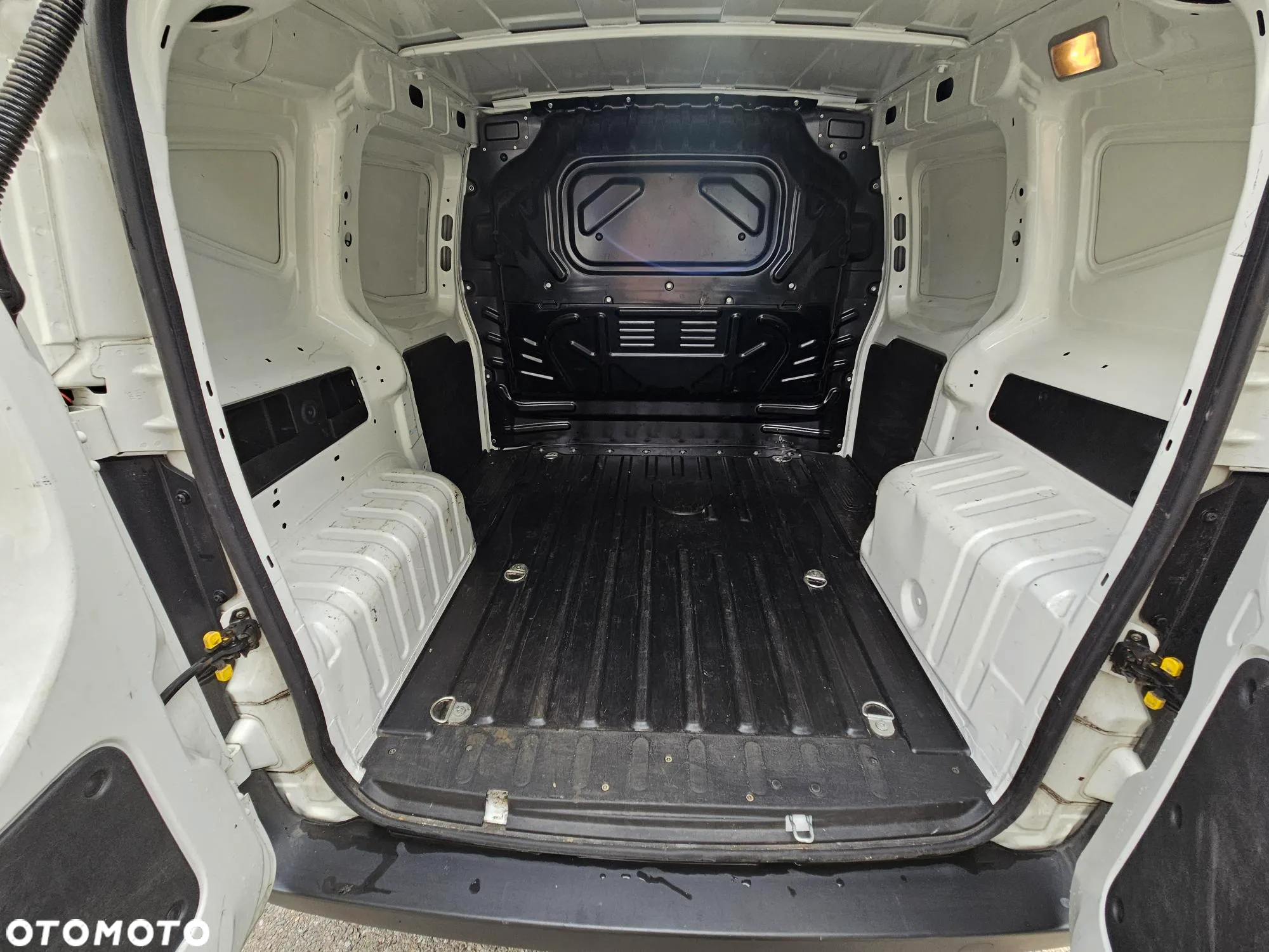 Fiat Fiorino - 11