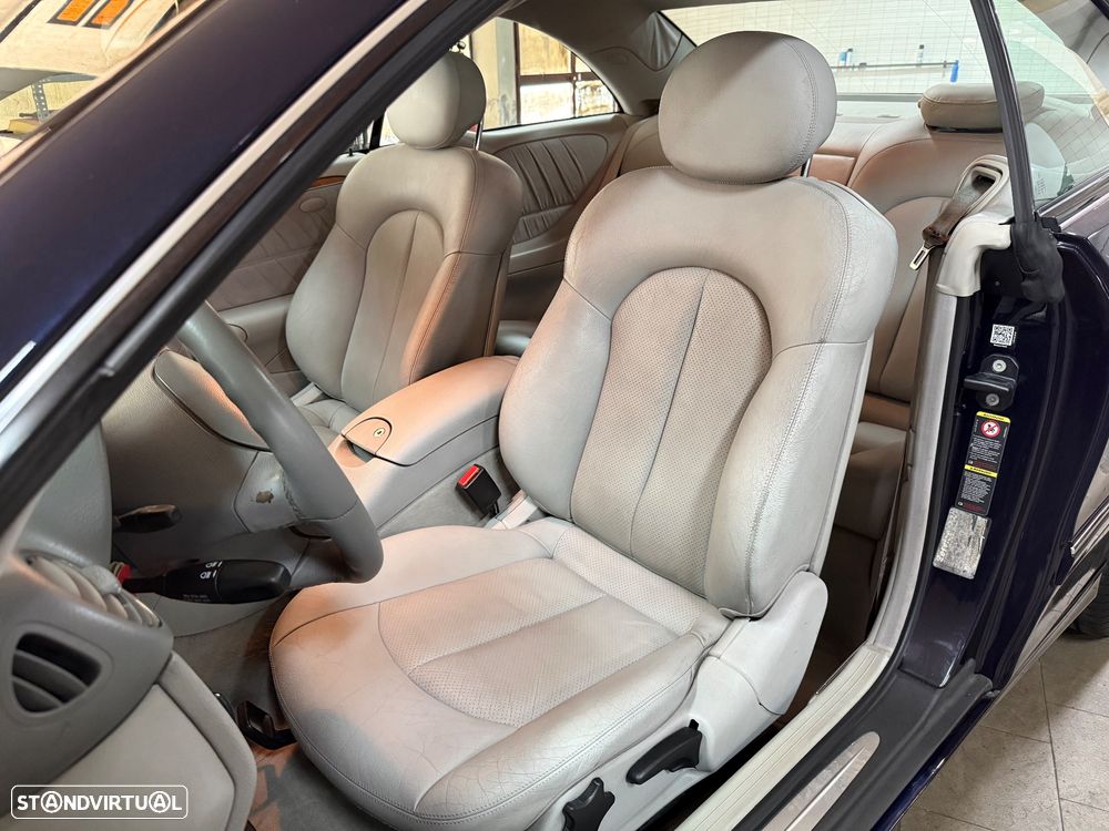 Mercedes-Benz CLK 270 - 11