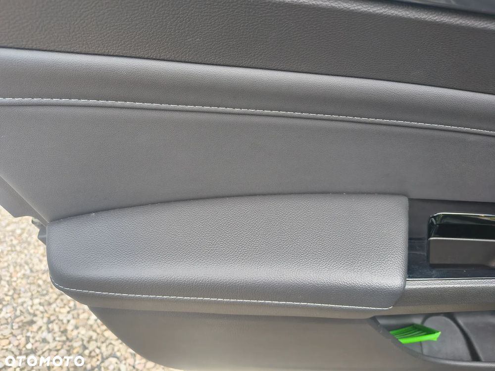 Ford Mondeo 2.0 EcoBlue Titanium - 18