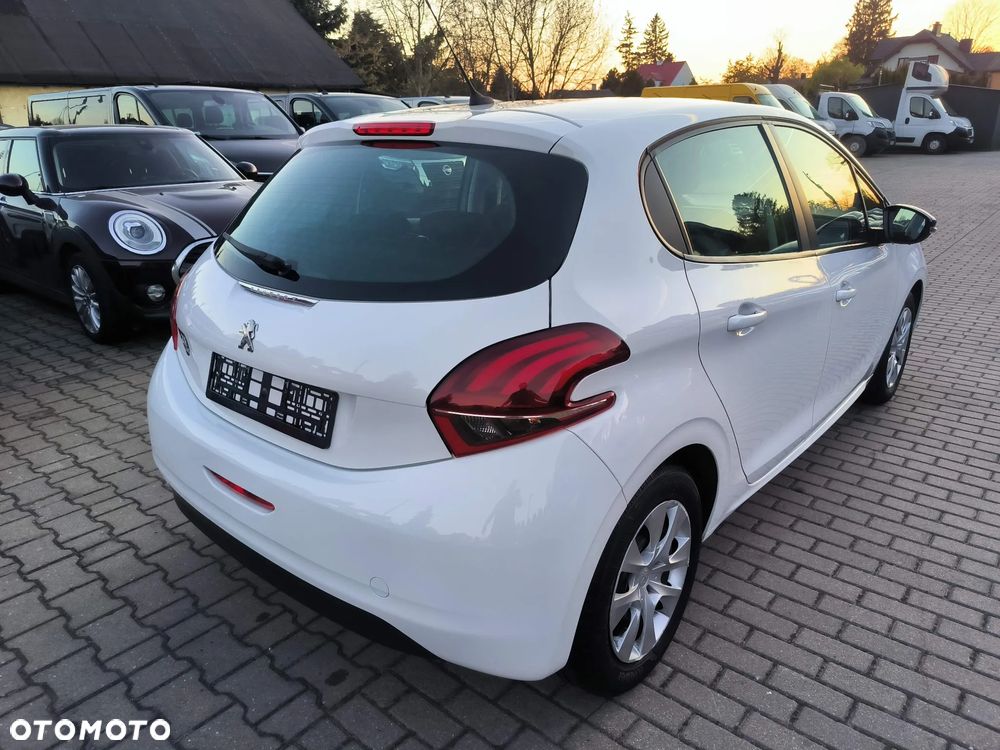Peugeot 208 PureTech 68 Like - 8