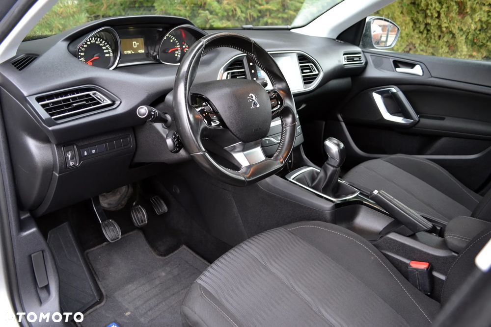 Peugeot 308 - 14