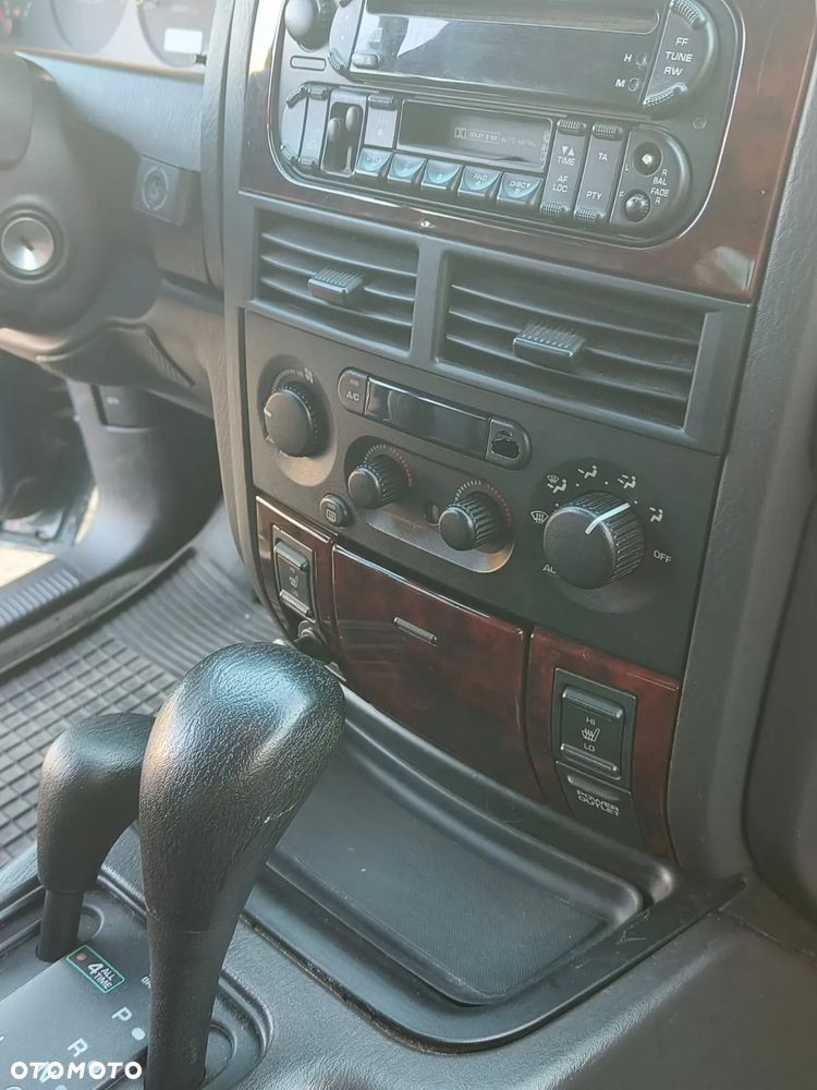 Jeep Grand Cherokee 4.7 Limited - 29