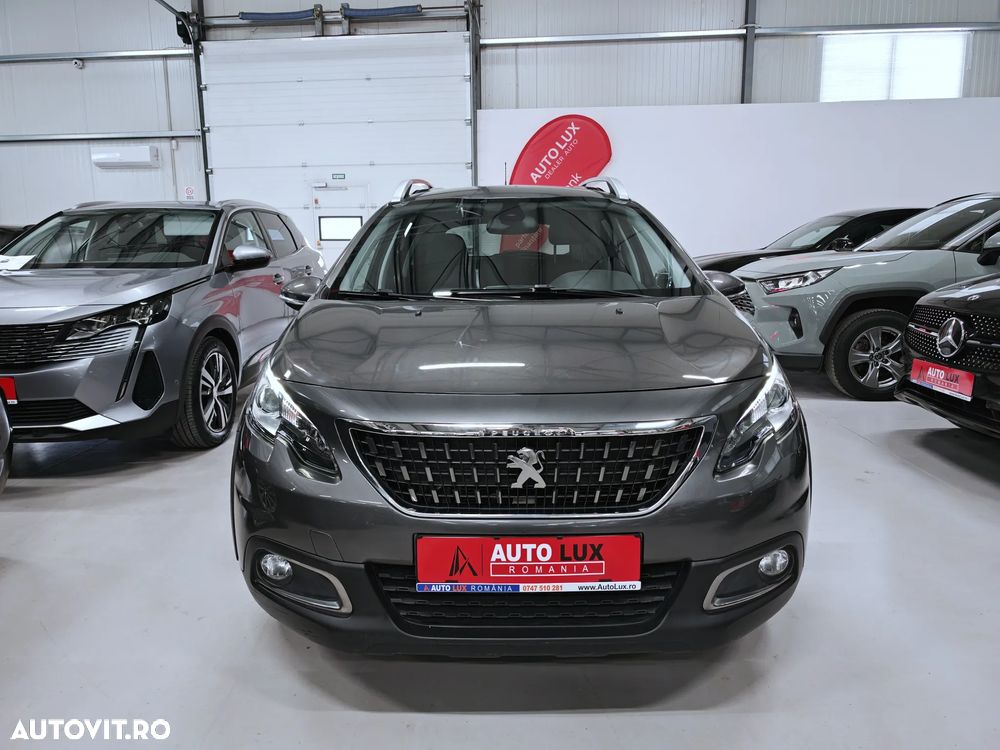 Peugeot 2008 PureTech 130 Stop&Start EAT6 Signature - 3