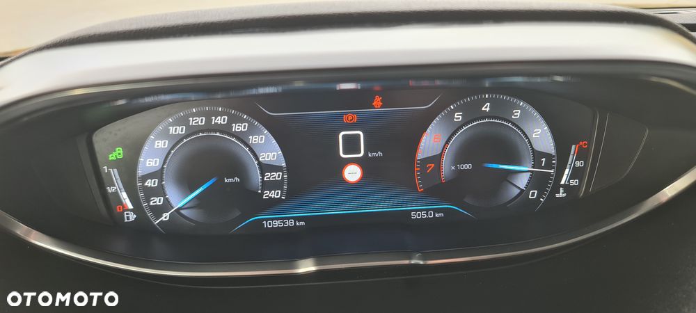 Peugeot 3008 - 8